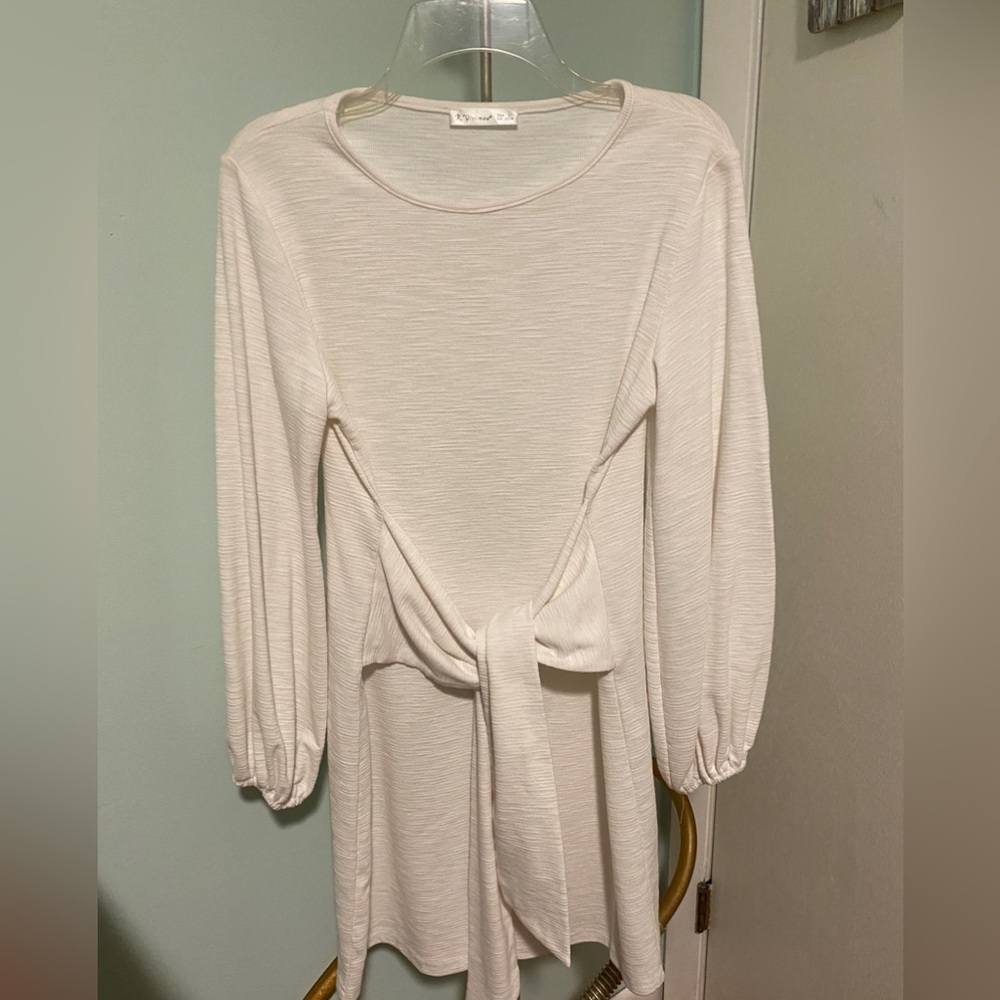 R. Vivimos white dress. Size L​